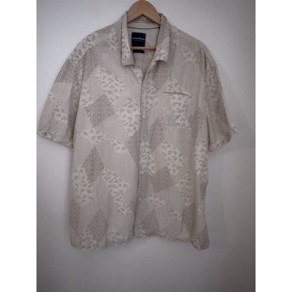 Tommy Bahama Island Modern Fit Button Shirt Hawaiian Sz XXL Neutral Beige Print - Picture 1 of 7
